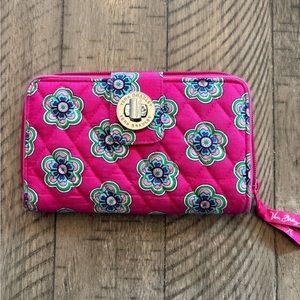 Super cute Pink Vera Bradley turn lock wallet